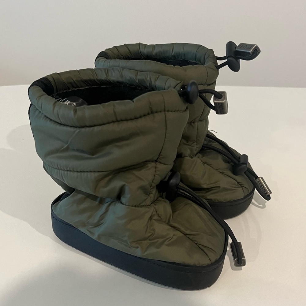 Stonz Booties Puffer Medium